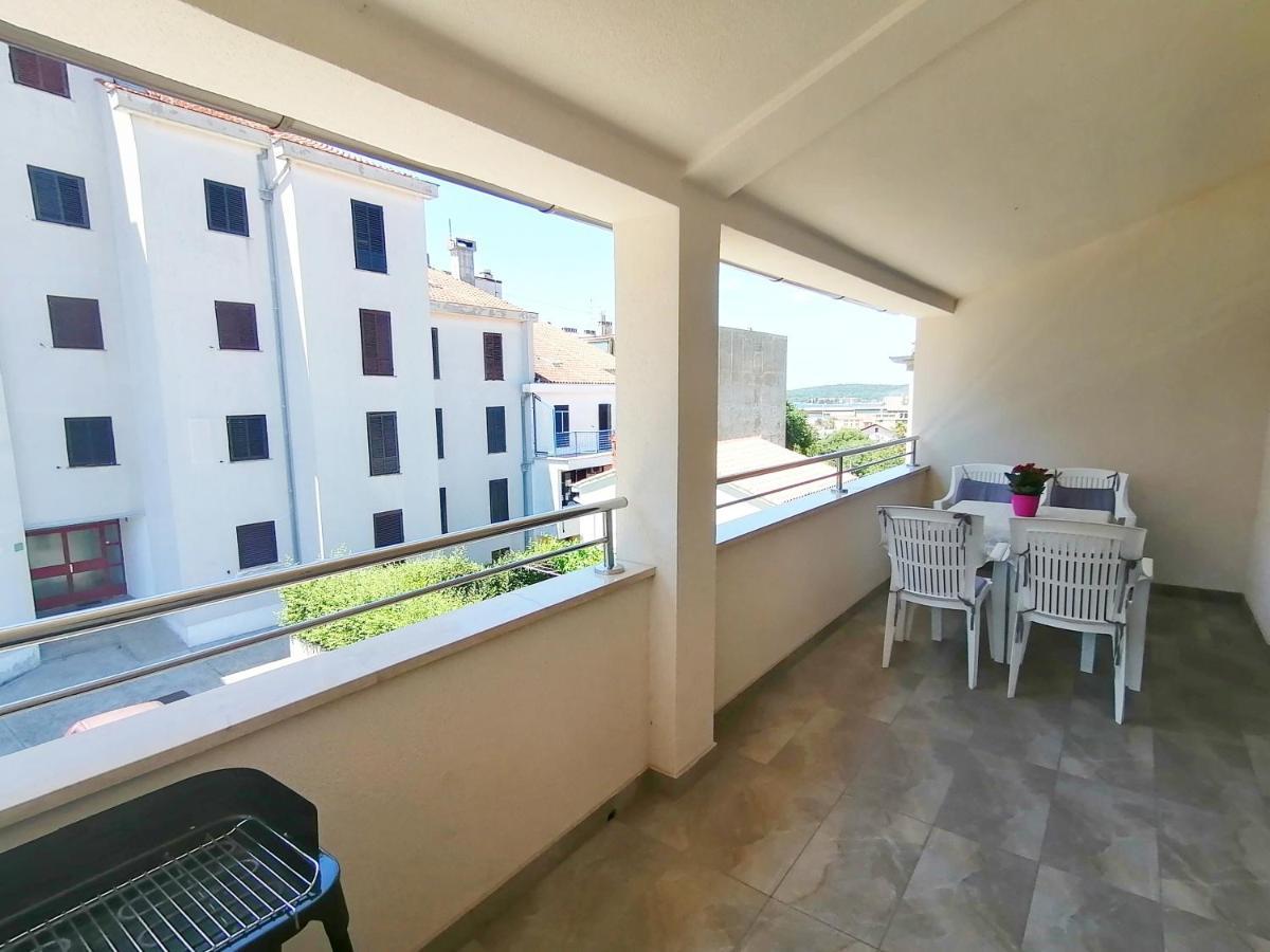 Holiday Apartment Dunja Pola Esterno foto